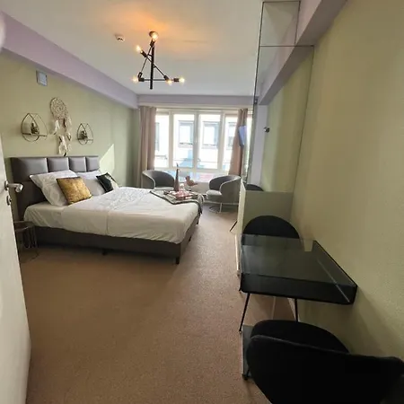 Lotelito Roomzzz Apartment Antwerp